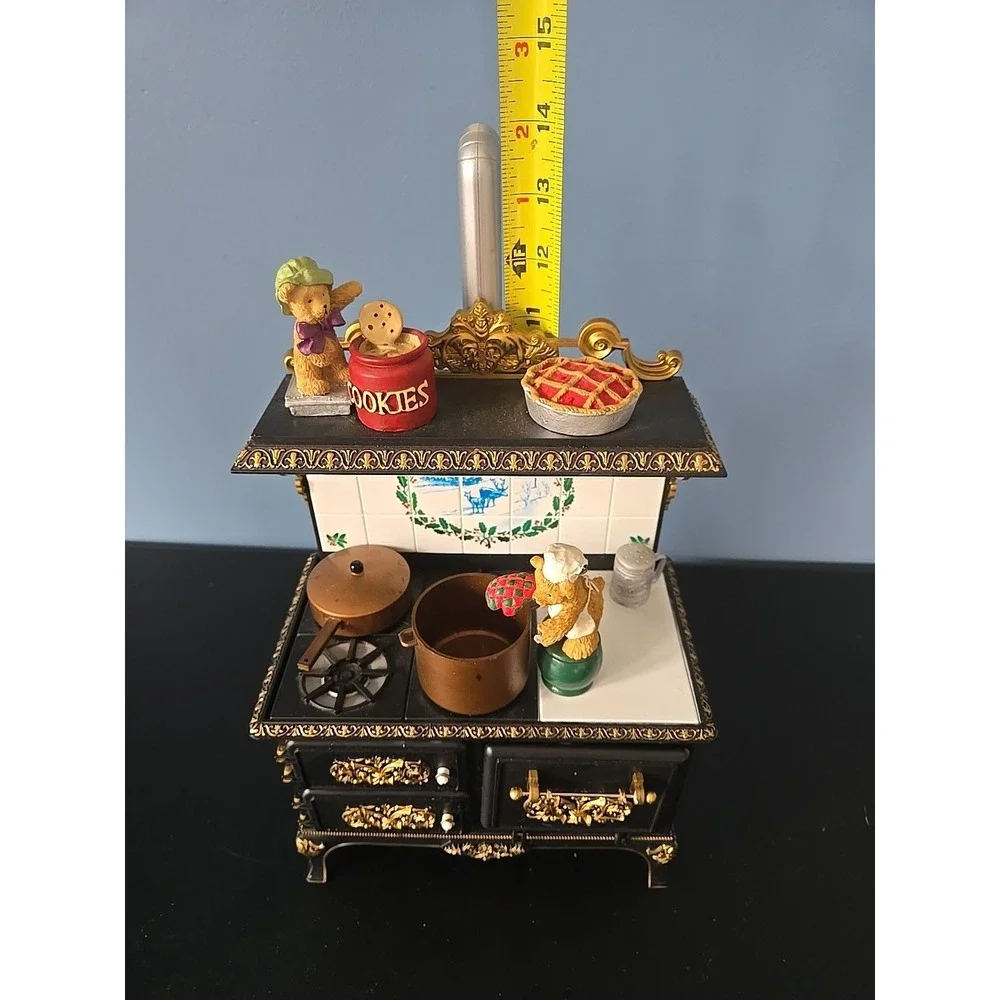 1998‎ Mr Christmas Cooking For Christmas Animated Musical Stove Songs Cookie Jar